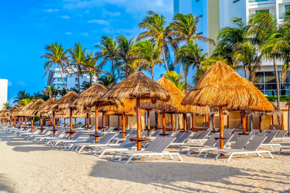 Krystal Grand® Cancún All Inclusive Krystal Grand® Cancún All Inclusive