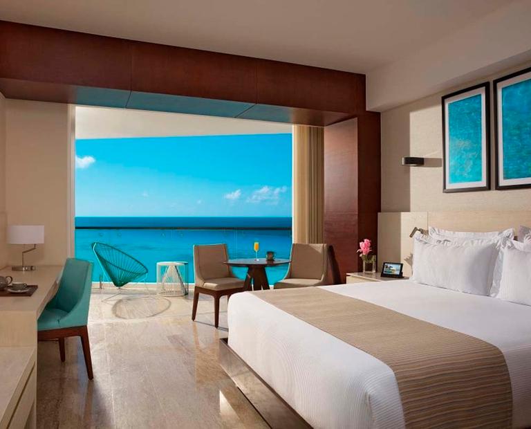 Altitude® Suite Ocean Front Krystal Grand® Cancún All Inclusive Altitude® Suite Ocean Front Krystal Grand® Cancún All Inclusive
