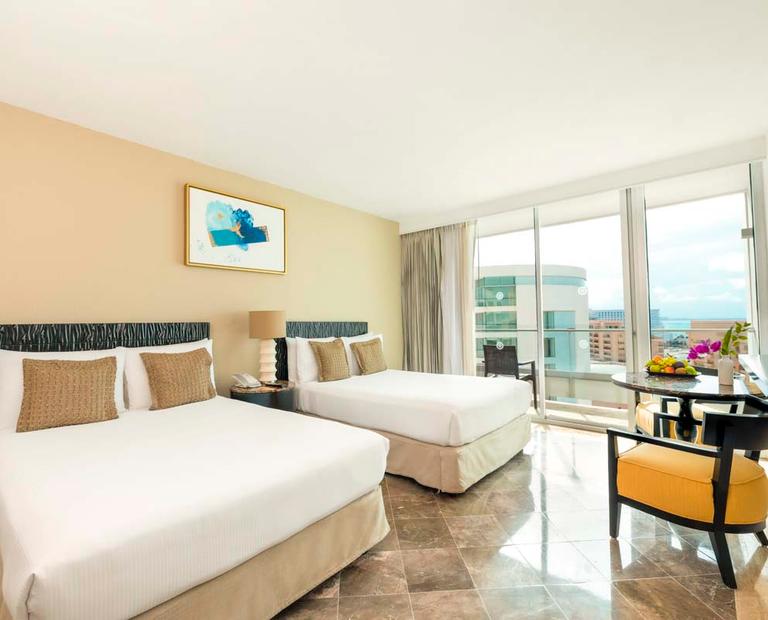Standard Room Krystal Grand® Cancún All Inclusive Standard Room Krystal Grand® Cancún All Inclusive