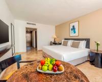 Standard Room Krystal Grand® Cancún All Inclusive Standard Room Krystal Grand® Cancún All Inclusive